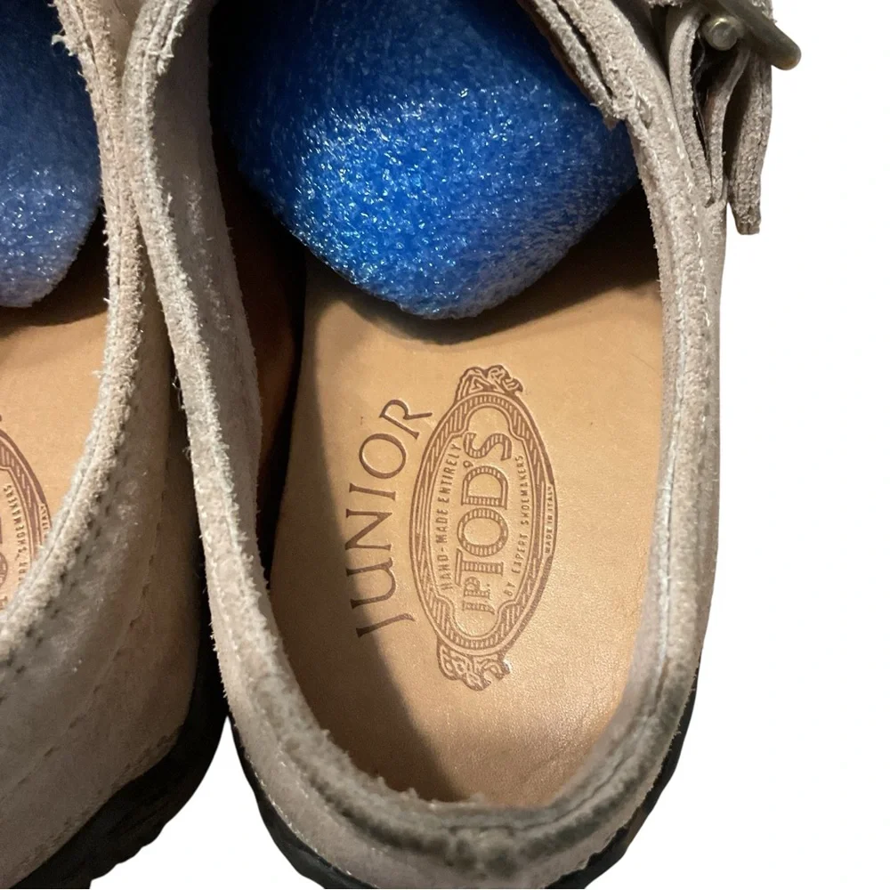 Tod’s Junior Tan‎ Suede Buckle Shoes size 30